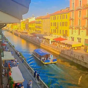 Apartamento Navigli View Grande, Milán